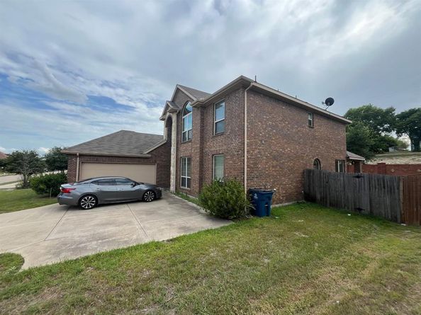 1213  Goffin Drive , DeSoto Texas 75115