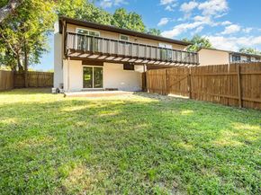 707 W Red Bird Lane , Dallas Texas 75232