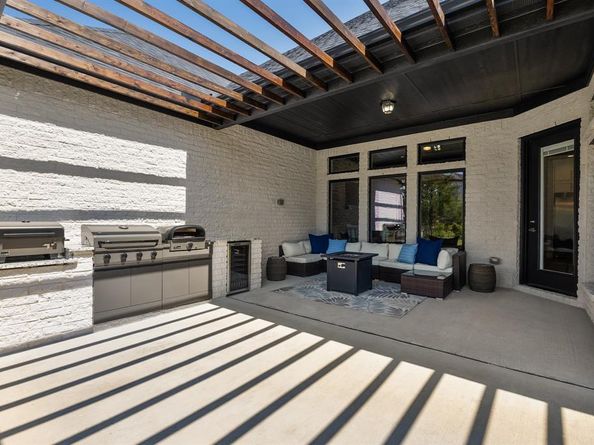 137  Sawgrass Drive , Heath Texas 75032