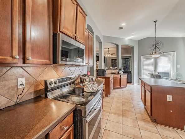 1737  Rock Ridge Drive , Cedar Hill Texas 75104