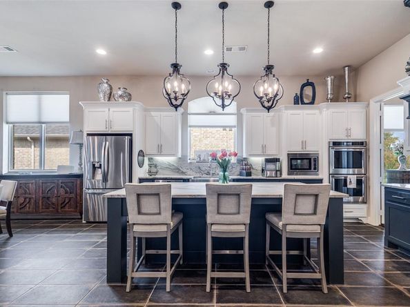 1210  Bailey Drive , Lantana Texas 76226