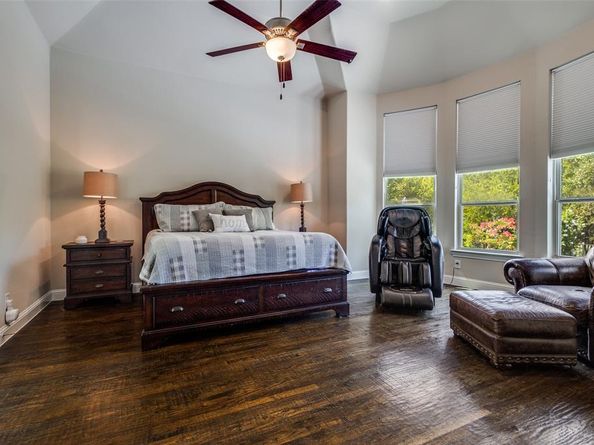 1210  Bailey Drive , Lantana Texas 76226