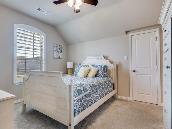 1210  Bailey Drive , Argyle Texas 76226