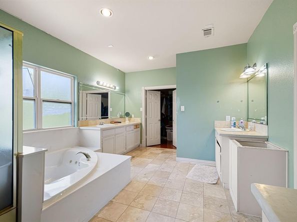 2812  Eden Drive , Cedar Hill Texas 75104