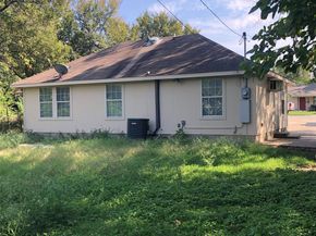 2606  Laurel Street , Grand Prairie Texas 75050