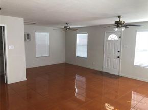 2606  Laurel Street , Grand Prairie Texas 75050