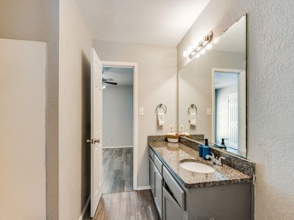 7500  Chapin Road , Fort Worth Texas 76116