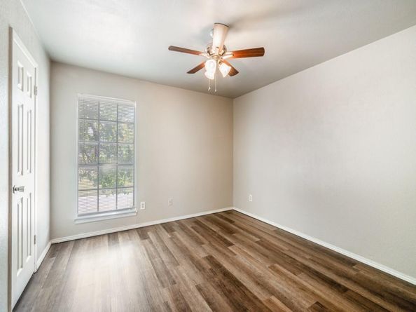 7500  Chapin Road , Fort Worth Texas 76116