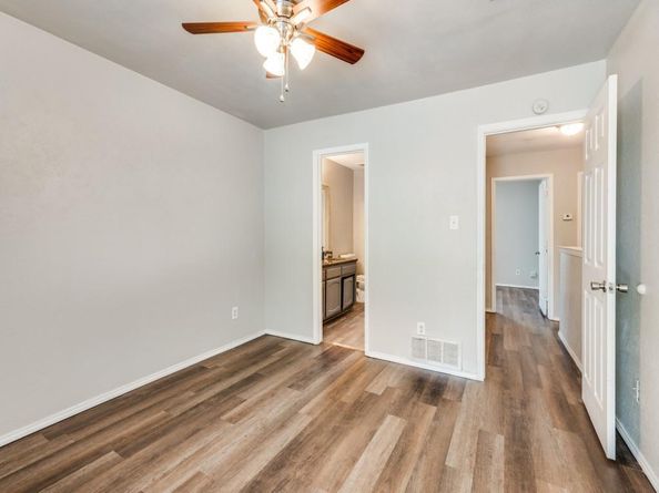 7500  Chapin Road , Fort Worth Texas 76116