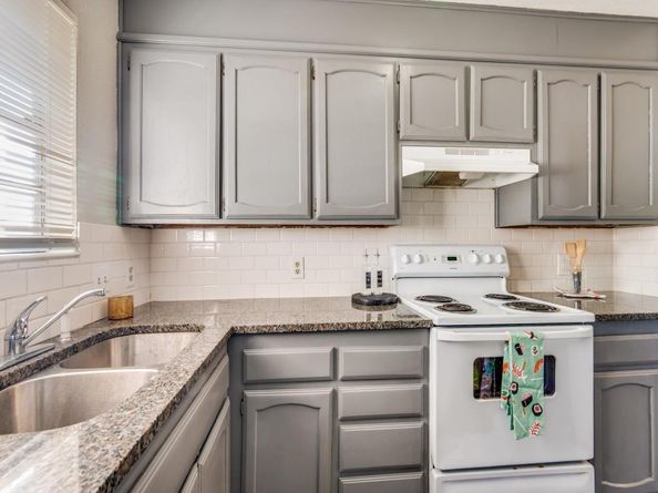 7500  Chapin Road , Fort Worth Texas 76116