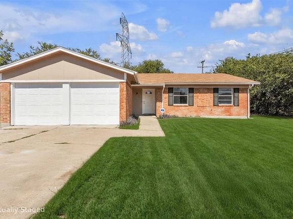 301  Buie Drive , Everman Texas 76140