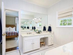 5844  Glendora Avenue , Dallas Texas 75230