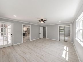 2010  Elderoaks Lane , Dallas Texas 75232
