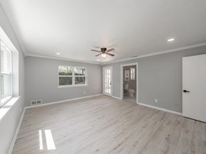 2010  Elderoaks Lane , Dallas Texas 75232