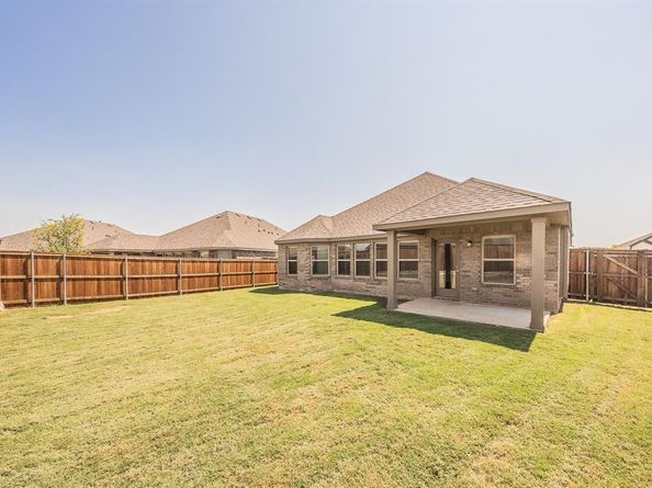 2727  Rambling Road , Celina Texas 75009