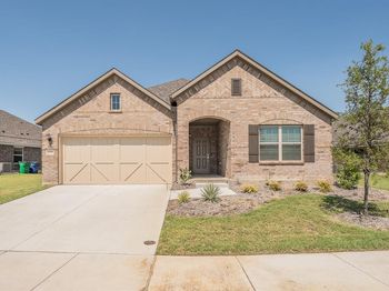 2727  Rambling Road 