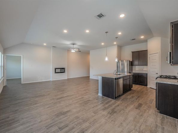 2727  Rambling Road , Celina Texas 75009