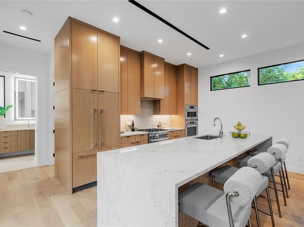 5029  Pershing Street , Dallas Texas 75206