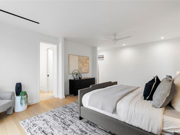 5029  Pershing Street , Dallas Texas 75206
