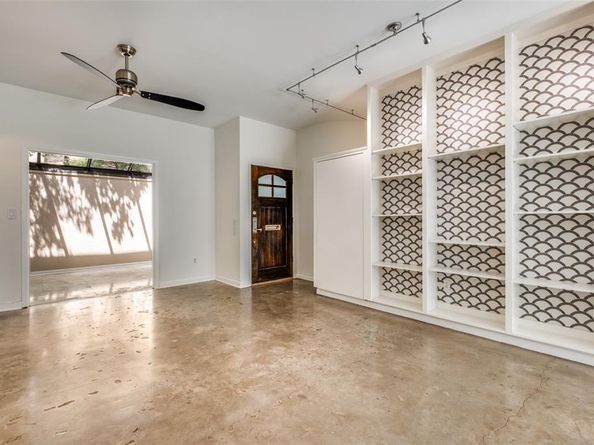 3622  Reagan Street , Dallas Texas 75219