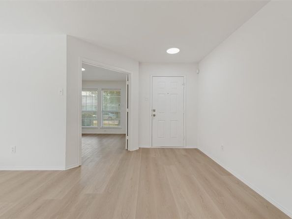 9105  Oldwest Trail , Fort Worth Texas 76131