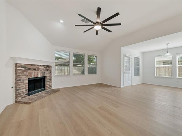 9105  Oldwest Trail , Fort Worth Texas 76131