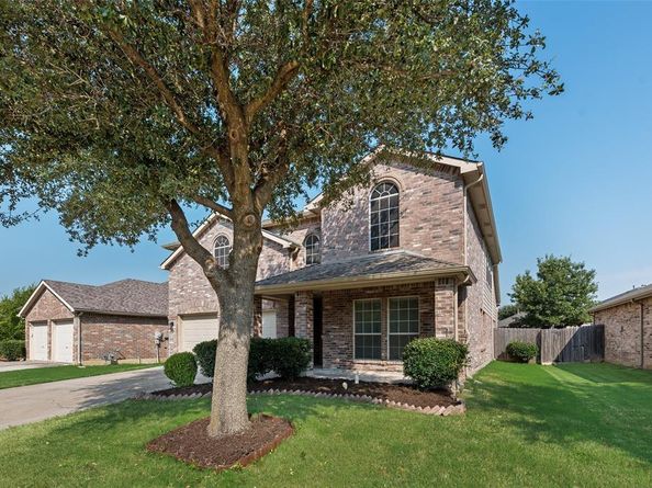 9105  Oldwest Trail , Fort Worth Texas 76131