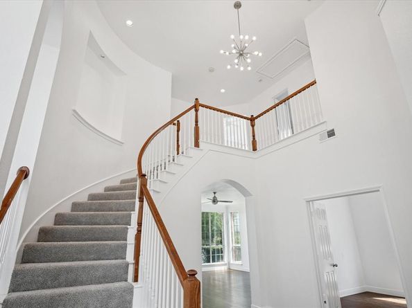 8712  Broken Point Drive , Irving Texas 75063