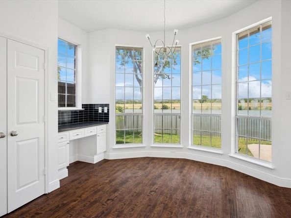 8712  Broken Point Drive , Irving Texas 75063
