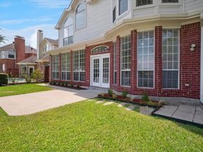 8712  Broken Point Drive , Irving Texas 75063