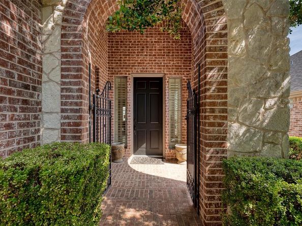 1205  Stoneoak Drive , McKinney Texas 75072