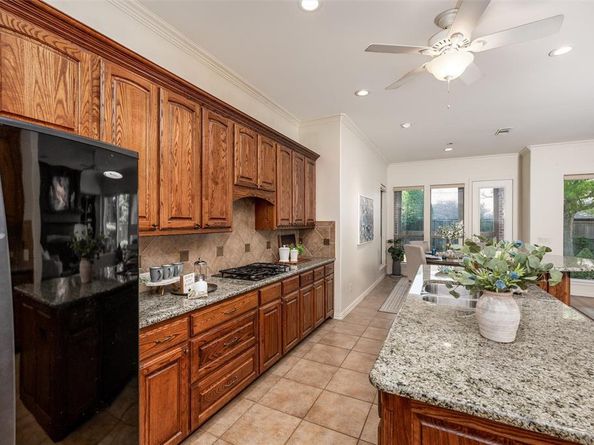 1205  Stoneoak Drive , McKinney Texas 75072