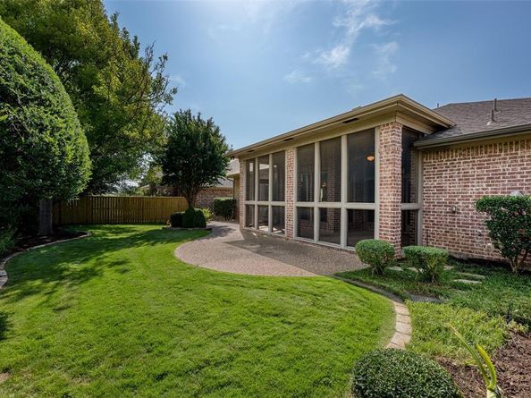 1205  Stoneoak Drive , McKinney Texas 75072