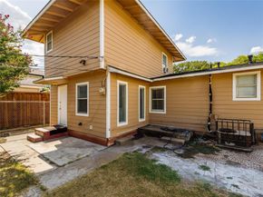 826  Ryan Road , Dallas Texas 75224