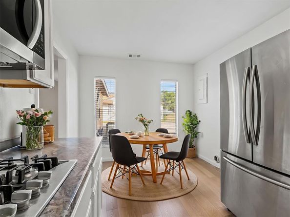 826  Ryan Road , Dallas Texas 75224