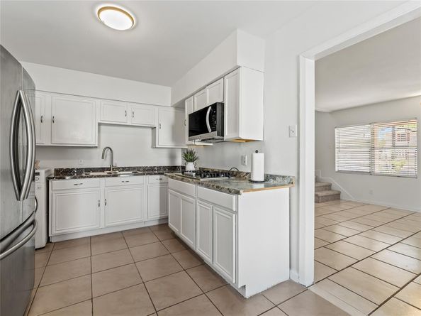 826  Ryan Road , Dallas Texas 75224