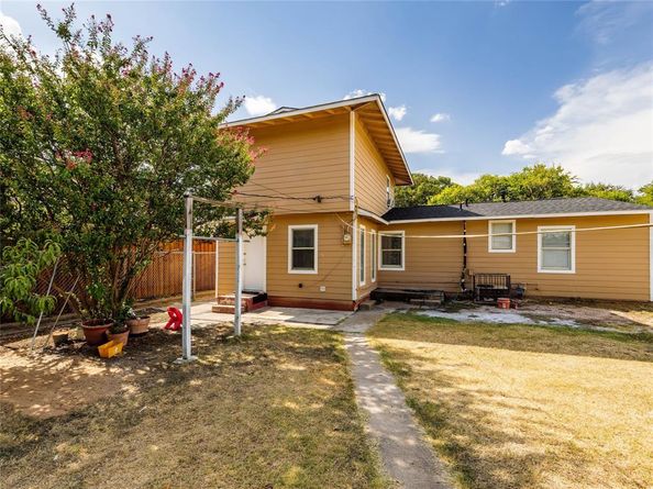 826  Ryan Road , Dallas Texas 75224