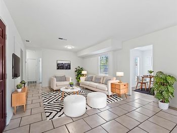 826  Ryan Road 