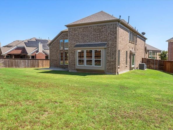 701  Auburn Court , Savannah Texas 76227