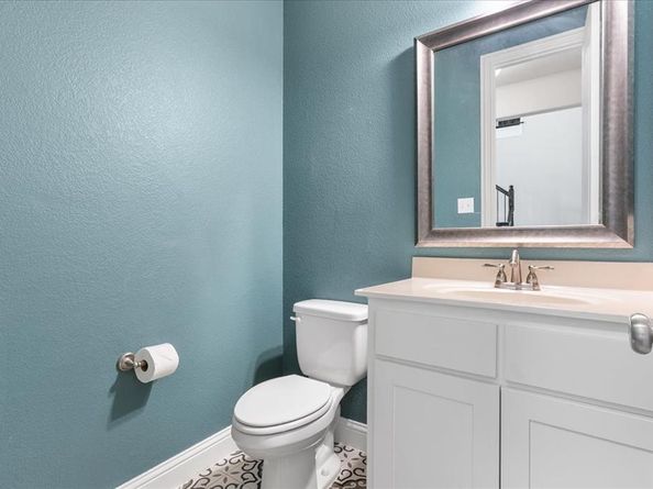701  Auburn Court , Savannah Texas 76227