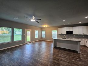 4909  Fitzhugh Avenue , Fort Worth Texas 76105