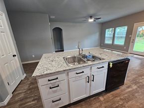 4909  Fitzhugh Avenue , Fort Worth Texas 76105