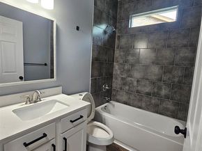 4909  Fitzhugh Avenue , Fort Worth Texas 76105