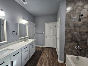 4909  Fitzhugh Avenue , Fort Worth Texas 76105