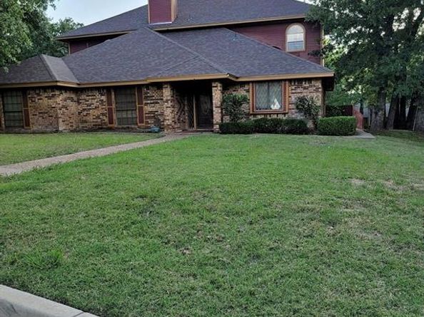 4330  Willow Bend  , Arlington Texas 76107