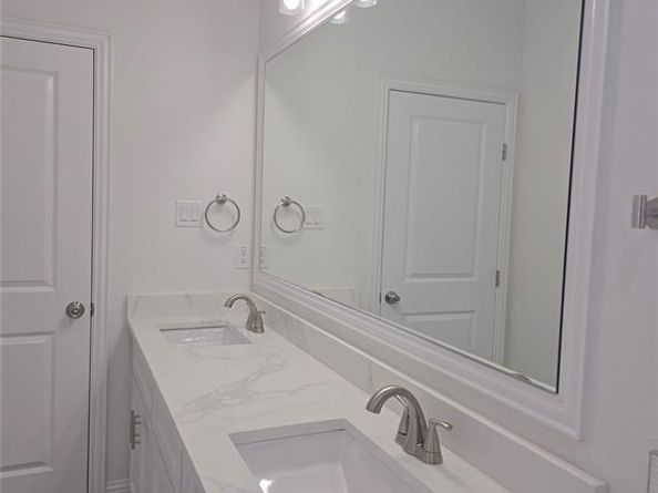 5812  Oakdale Drive , Fort Worth Texas 76119