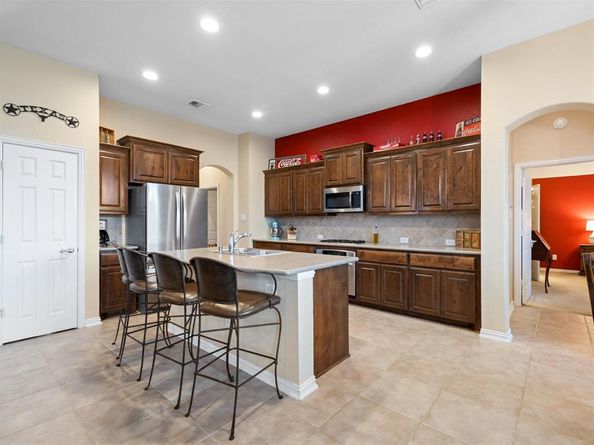 1105  Cactus Spine Drive , Fort Worth Texas 76052