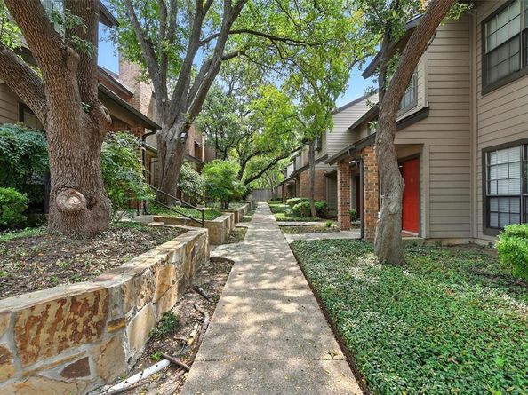 9910  Royal Lane  1202, Dallas Texas 75231