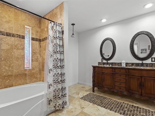 4501  Lemon Tree Lane , Garland Texas 75043