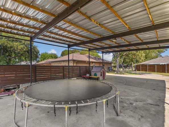 4501  Lemon Tree Lane , Garland Texas 75043